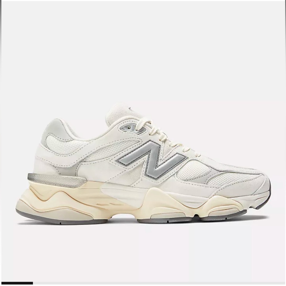 New Balance 9060 White/Grey Size 7.5 W